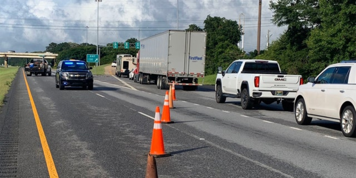 Interstate crash in Alabama leaves 10 dead, including 9 children