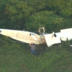 One dead, 5 injured when small plane crashes at Texas airport