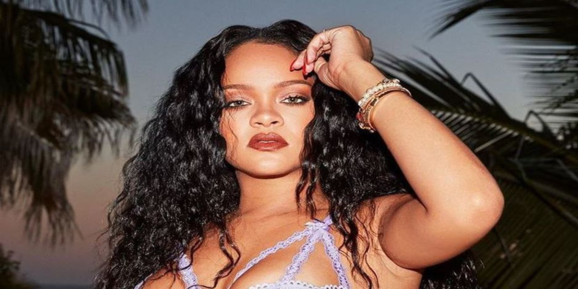 Rihanna posed and showed off her curves in a pair of tiny boxers