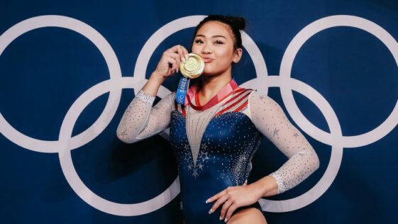 Suni Lee wins gold for the United States after Simone Biles withdrew from the competition