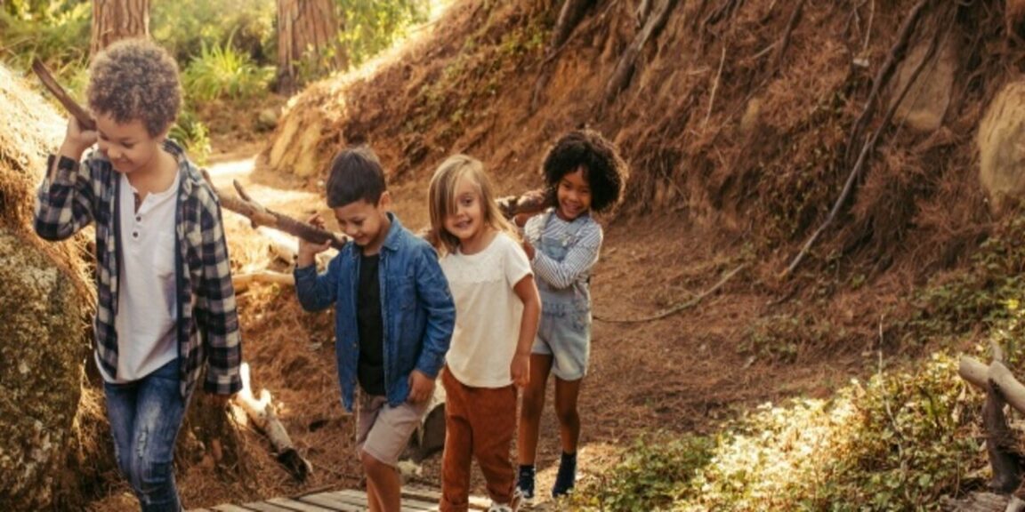 Children discover a well in the forest: this is what was in it