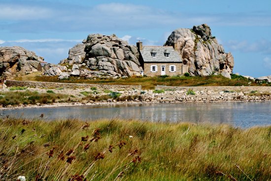 Castel Meur: a house among rocks in French Brittany