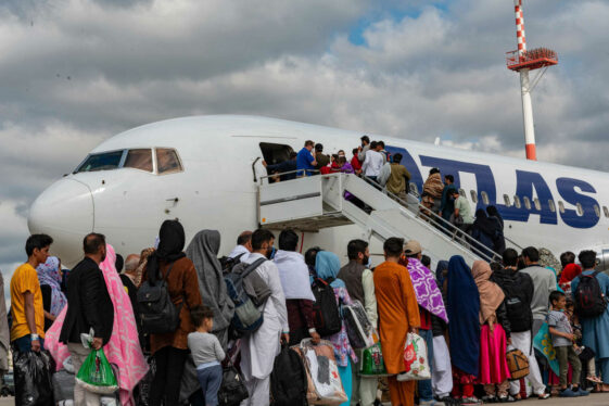 State Department issues travel warning to Americans at Kabul airport