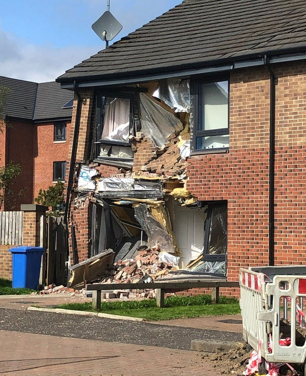 Truck driver deliberately crashes into house, completely wrecking building