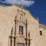 Fight breaks out as Catholic priest asks unmasked man to leave Washington church