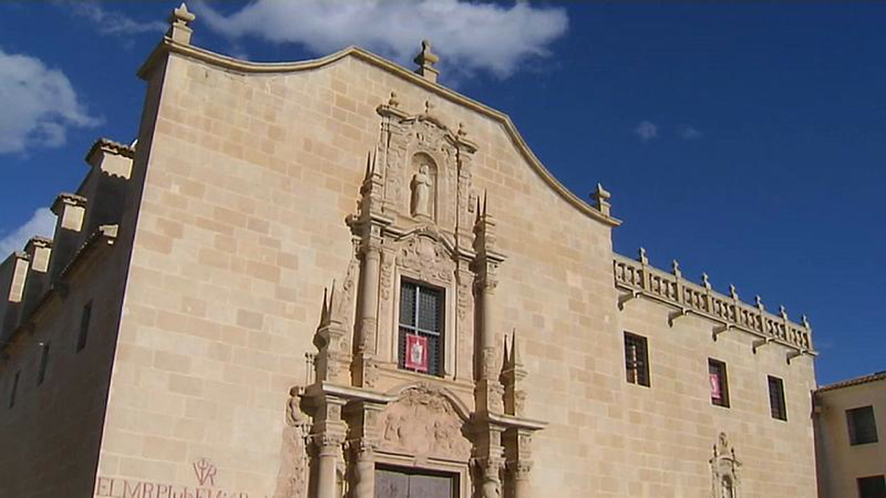 Fight breaks out as Catholic priest asks unmasked man to leave Washington church