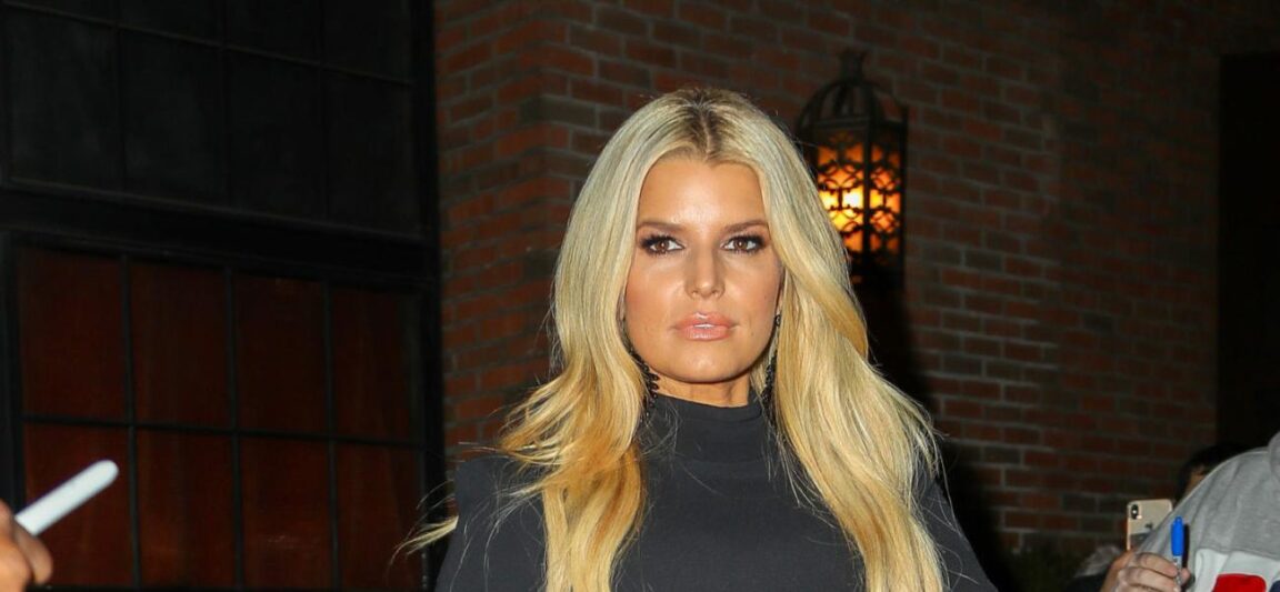 Jessica Simpson posts 'unrecognizable' photo of herself to celebrate 4 years of sobriety