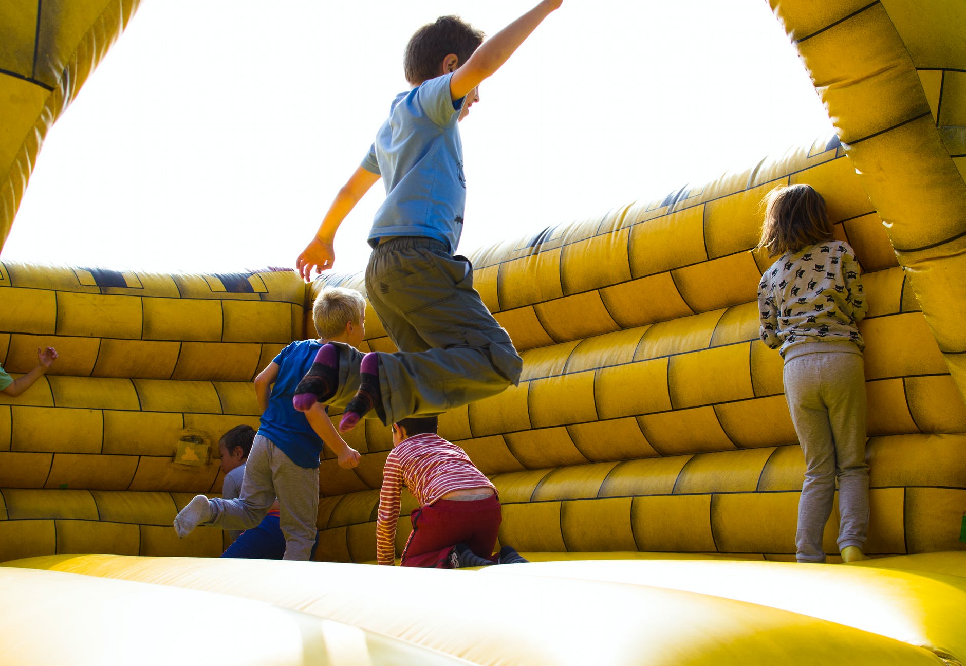 Five children die after falling from bouncy castle that rose 10 meters